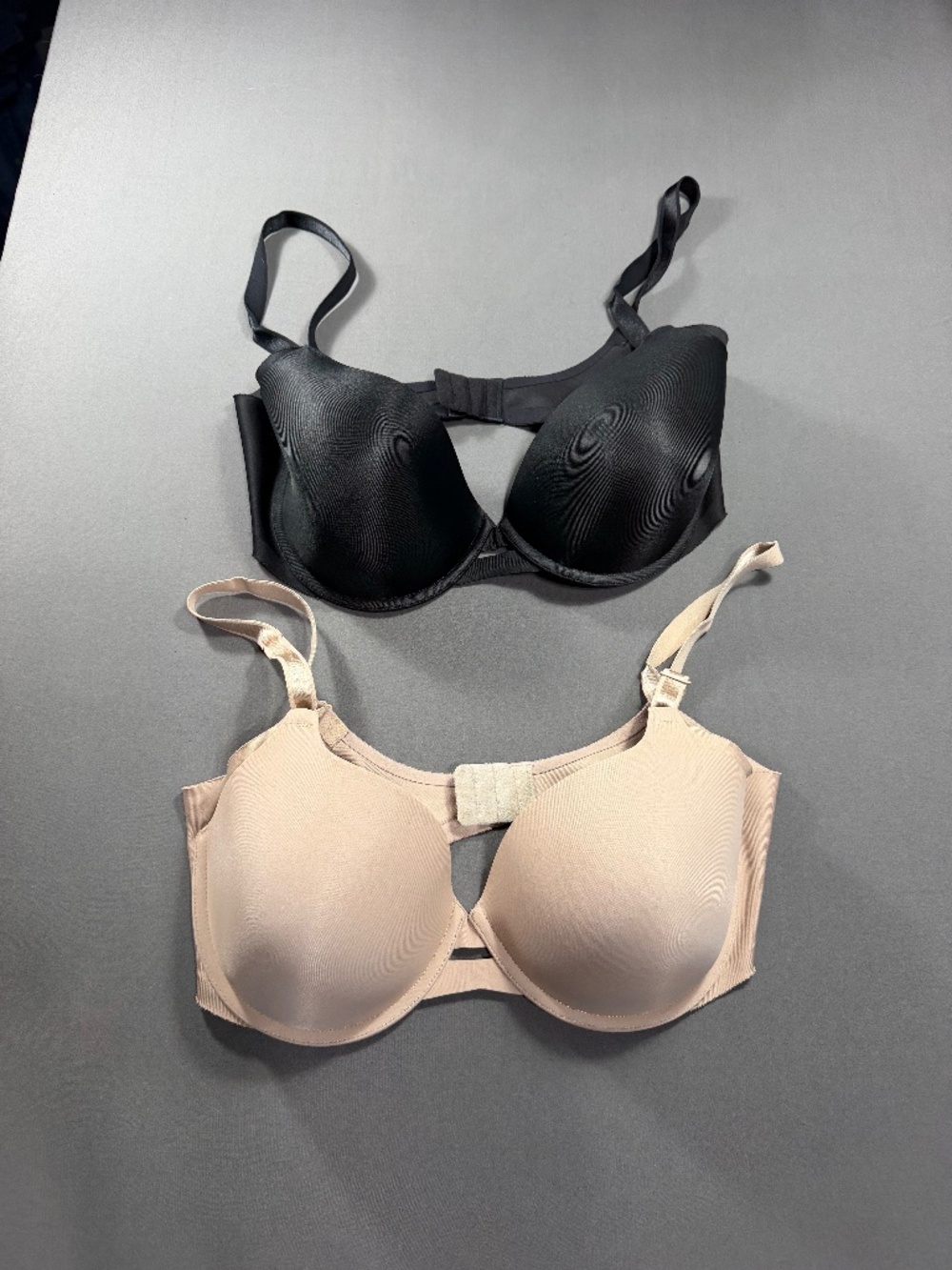 2 Warner's Blissful Benefits Side Smoothing Underwire T-Shirt Bras 36D